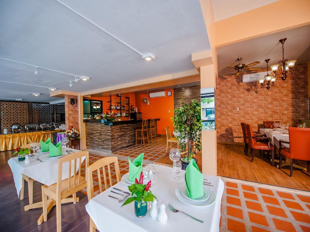 Grand Nai Harn Suites Rawai Ngoại thất bức ảnh