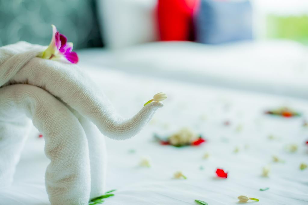 Grand Nai Harn Suites Rawai Ngoại thất bức ảnh
